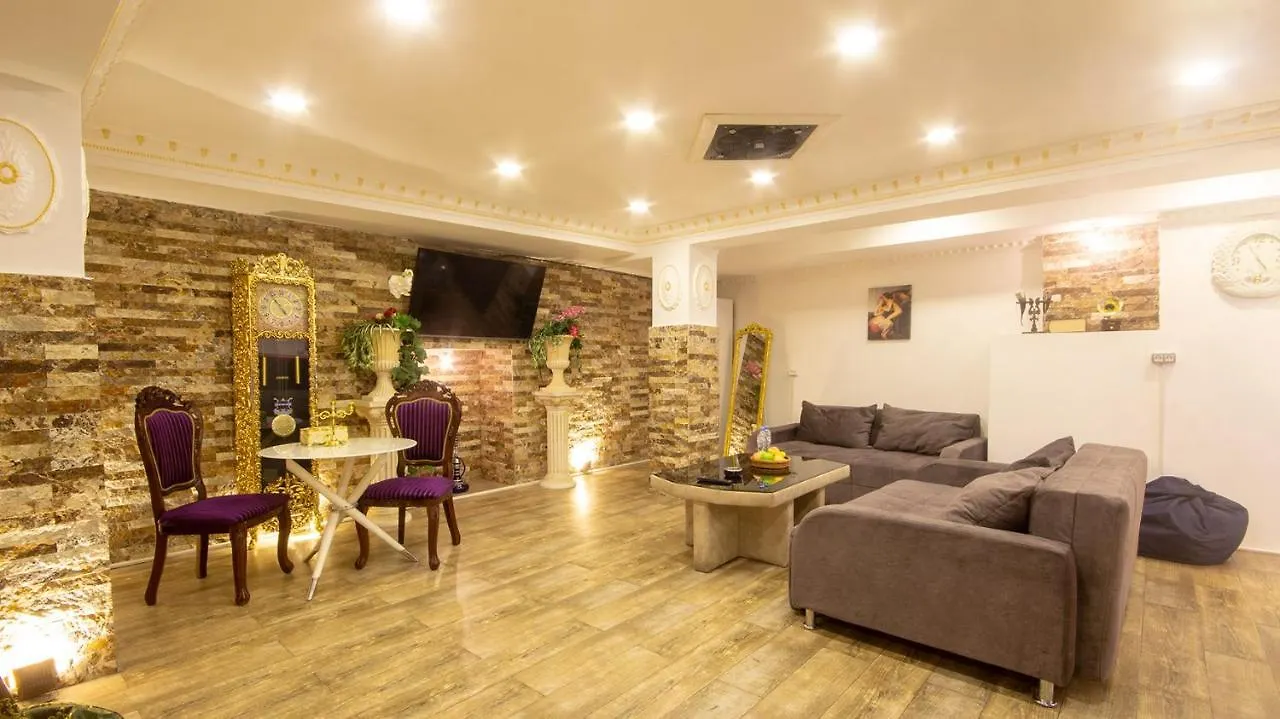 Terrace Tbilisi Center Otel 0*,